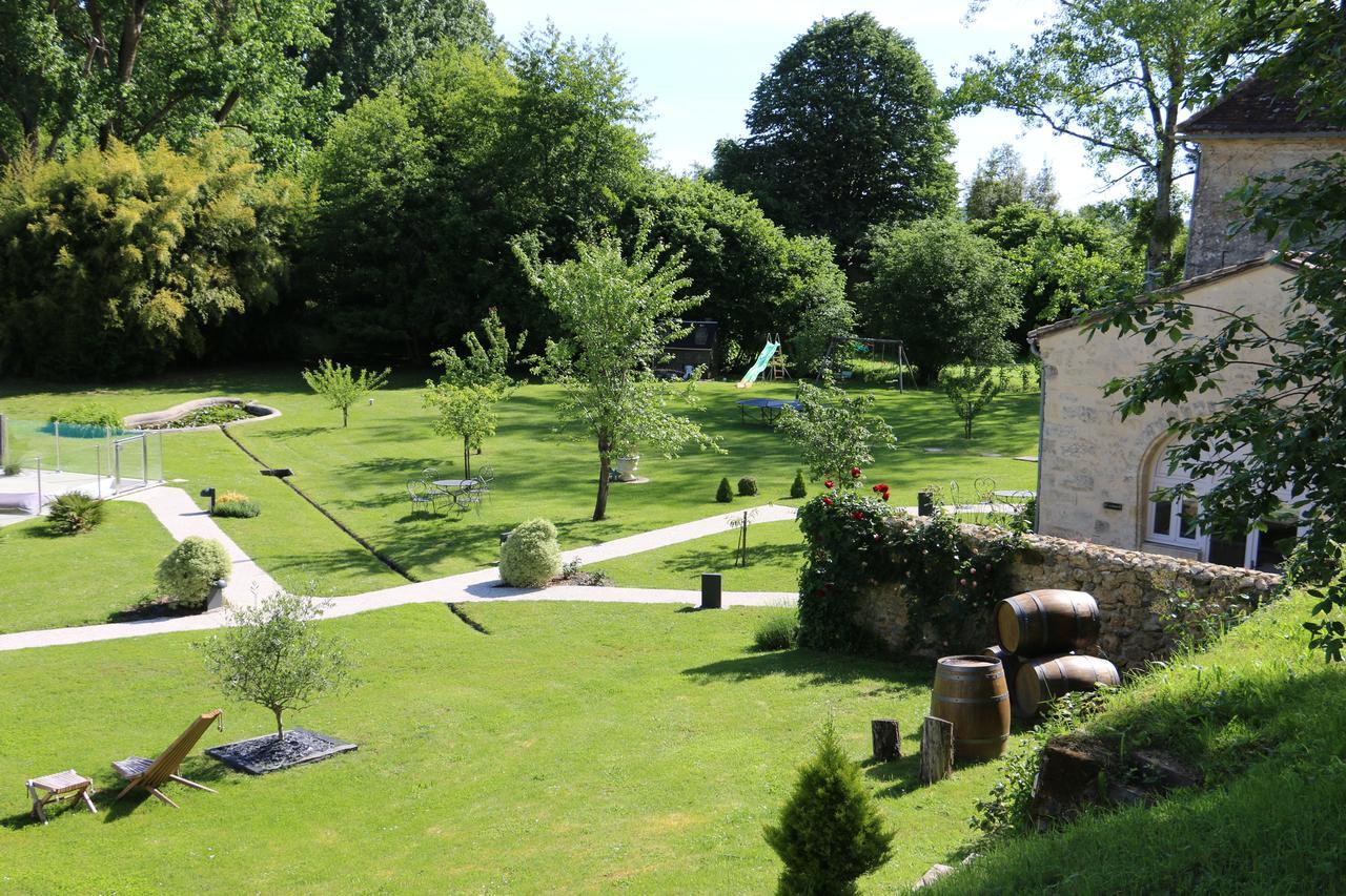 Chateau De Courtebotte Saint-Jean-de-Blaignac Εξωτερικό φωτογραφία